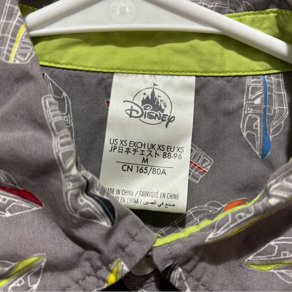 Disney Monorail Short Sleeve Button Down Men’s XS Gray Shirt - Picture 3 of 8